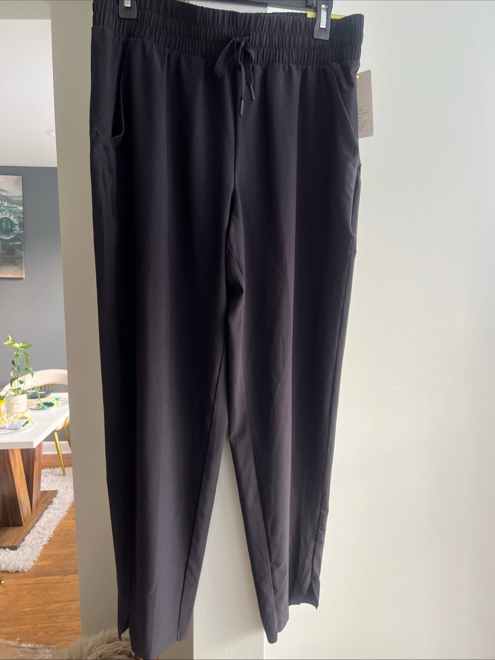 All In motion high rise Flew Woven Taper Drawstring Pants Black Size M NWT